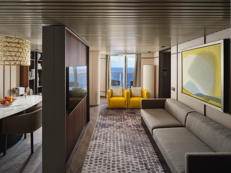 The Haven Deluxe Owner's Suite with Large Balcony